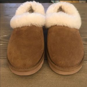 UGG Slippers size 8